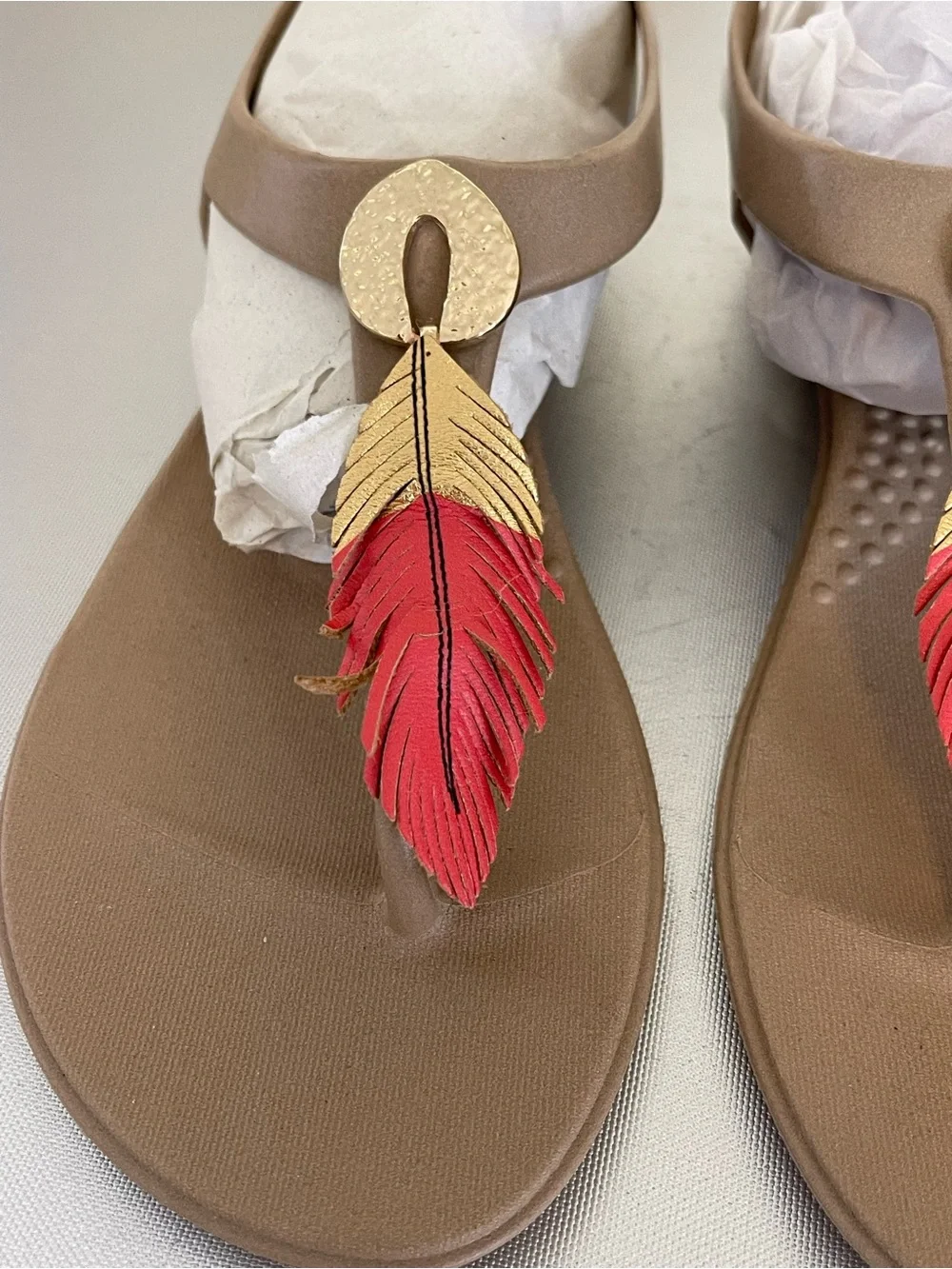 Okabashi Women’s Strappy Tan, Orange, Gold Feather Accents Sandals Sz 6